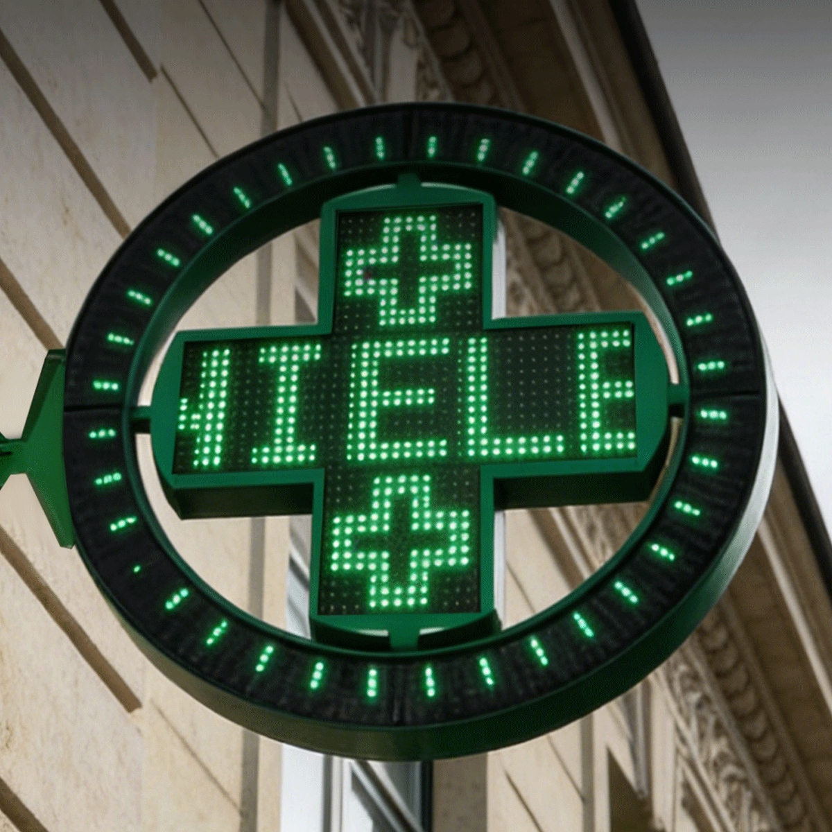 Outdoor Full Color Pharmacy Shop Fixed Installation Led Sign Message Display Outdoor LED Cross Pharmacy